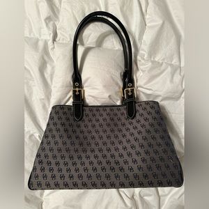 Like new Dooney and Bourke black tote